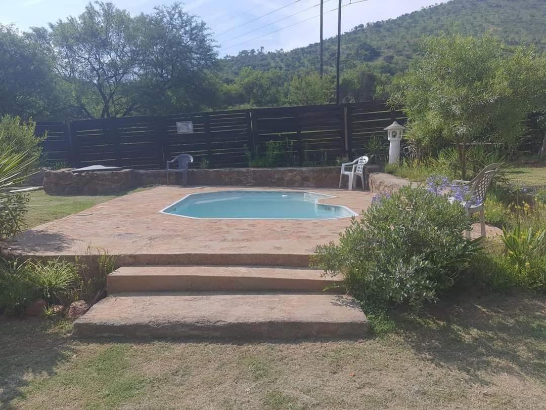 Chalet 4 At Cynthias Country Hartbeespoort Exterior foto